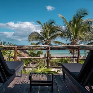 Playa Esperanza Tulum Pueblo